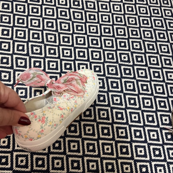 Ladies designer shoes - Picture 7 of 15